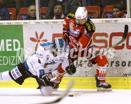 EBEL. Eishockey Bundesliga. EC KAC gegen EHC LIWEST Linz.  Thomas Koch,  (KAC), Daniel Mitterdorfer (Linz). Klagenfurt, am 13.2.2013.
Foto: Kuess 


---
pressefotos, pressefotografie, kuess, qs, qspictures, sport, bild, bilder, bilddatenbank