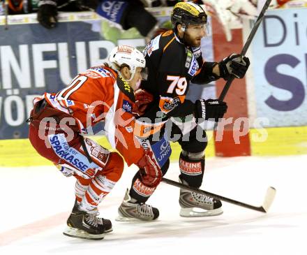 EBEL. Eishockey Bundesliga. EC KAC gegen Moser Medical Graz 99ers.   Tyler Scofield,  (KAC), Mario Scalzo  (Graz). Klagenfurt, am 15.2.2013.
Foto: Kuess 


---
pressefotos, pressefotografie, kuess, qs, qspictures, sport, bild, bilder, bilddatenbank