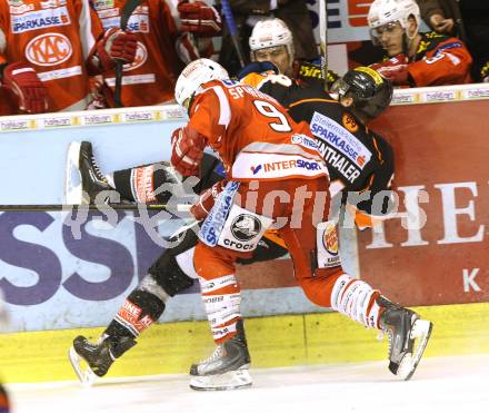 EBEL. Eishockey Bundesliga. EC KAC gegen Moser Medical Graz 99ers.   Tyler Spurgeon,  (KAC), Kristof Reinthaler (Graz). Klagenfurt, am 15.2.2013.
Foto: Kuess 


---
pressefotos, pressefotografie, kuess, qs, qspictures, sport, bild, bilder, bilddatenbank