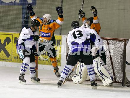 Eishockey Hobbycup St. Stefan/Lavanttal  gegen St. Michael/Bleiburg. Torjubel St. Michael. Voelkermarkt, am 15.2.2013.
Foto: Kuess
---
pressefotos, pressefotografie, kuess, qs, qspictures, sport, bild, bilder, bilddatenbank