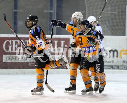 Eishockey Hobbycup St. Stefan/Lavanttal  gegen St. Michael/Bleiburg. Torjubel St. Michael. Voelkermarkt, am 15.2.2013.
Foto: Kuess
---
pressefotos, pressefotografie, kuess, qs, qspictures, sport, bild, bilder, bilddatenbank