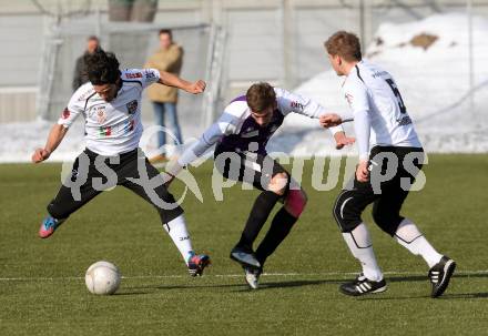 Fussball Testspiel. SK Austria Klagenfurt gegen RZ Pellets WAC. Marco Leiniger, (Austria Klagenfurt), Michele Polverino, Christian Thonhofer  (WAC). Klagenfurt, 16.7.2013.
Foto: Kuess
---
pressefotos, pressefotografie, kuess, qs, qspictures, sport, bild, bilder, bilddatenbank