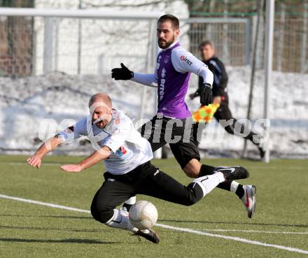 Fussball Testspiel. SK Austria Klagenfurt gegen RZ Pellets WAC. Oliver Pusztai, (Austria Klagenfurt), Stephan Stueckler (WAC). Klagenfurt, 16.7.2013.
Foto: Kuess
---
pressefotos, pressefotografie, kuess, qs, qspictures, sport, bild, bilder, bilddatenbank