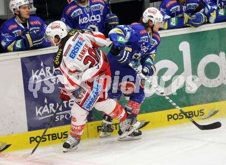 EBEL. Eishockey Bundesliga. EC VSV gegen KAC. Andreas Wiedergut,  (VSV), John Lammers (KAC). Villach, am 17.2.2013.
Foto: Kuess 


---
pressefotos, pressefotografie, kuess, qs, qspictures, sport, bild, bilder, bilddatenbank