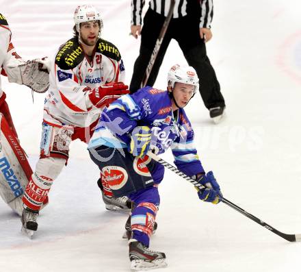 EBEL. Eishockey Bundesliga. EC VSV gegen KAC. Marco Pewal, (VSV),  Martin Schumnig  (KAC). Villach, am 17.2.2013.
Foto: Kuess 


---
pressefotos, pressefotografie, kuess, qs, qspictures, sport, bild, bilder, bilddatenbank