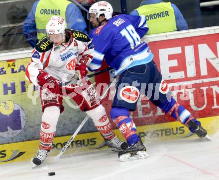 EBEL. Eishockey Bundesliga. EC VSV gegen KAC. Martin Oraze,  (VSV),  John Lammers (KAC). Villach, am 17.2.2013.
Foto: Kuess 


---
pressefotos, pressefotografie, kuess, qs, qspictures, sport, bild, bilder, bilddatenbank