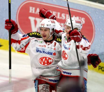 EBEL. Eishockey Bundesliga. EC VSV gegen KAC. Torjubel Tyler Scofield, Tyler Spurgeon (KAC). Villach, am 17.2.2013.
Foto: Kuess 


---
pressefotos, pressefotografie, kuess, qs, qspictures, sport, bild, bilder, bilddatenbank