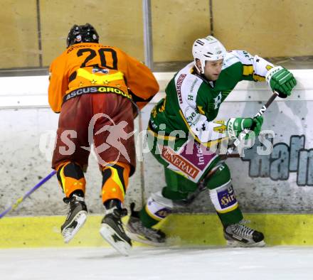 Eishockeycup. Ascus Rangers gegen Humanomed Wings. Werner Bonstingl  (Ascus), Michael Roesch (Humanomed). Klagenfurt, 23.2.2013.
Foto: Kuess
---
pressefotos, pressefotografie, kuess, qs, qspictures, sport, bild, bilder, bilddatenbank