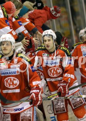 EBEL. Eishockey Bundesliga. EC KAC gegen Moser Medical Graz 99ers. Jubel Tyler Spurgeon (KAC). Klagenfurt, am 24.2.2013.
Foto: Kuess 


---
pressefotos, pressefotografie, kuess, qs, qspictures, sport, bild, bilder, bilddatenbank