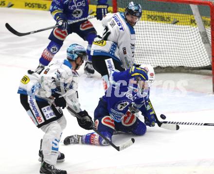 EBEL. Eishockey Bundesliga. EC VSV gegen EHC LIWEST Linz. Derek Ryan (VSV), Gregor Baumgartner, Patrick Leahy (Linz). Villach, am 26.2.2013.
Foto: Kuess 
---
pressefotos, pressefotografie, kuess, qs, qspictures, sport, bild, bilder, bilddatenbank