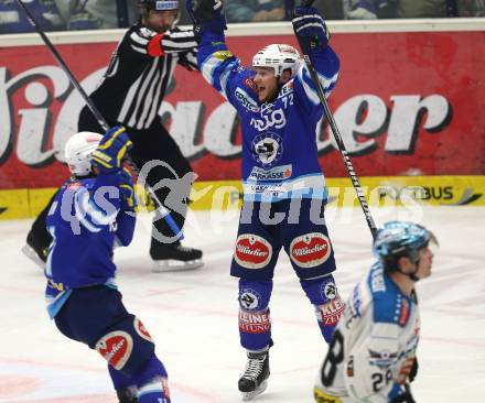 EBEL. Eishockey Bundesliga. EC VSV gegen EHC LIWEST Linz. Torjubel John Hughes (VSV). Villach, am 26.2.2013.
Foto: Kuess 
---
pressefotos, pressefotografie, kuess, qs, qspictures, sport, bild, bilder, bilddatenbank