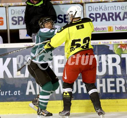 Eishockeycup. HC Post gegen Zeltverleih Bister. Paul Tiefling (Post), Kai Schoppitsch (Bister). Klagenfurt, 27.2.2013.
Foto: Kuess
---
pressefotos, pressefotografie, kuess, qs, qspictures, sport, bild, bilder, bilddatenbank