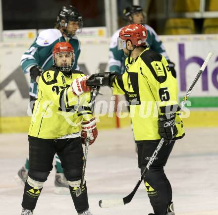 Eishockeycup. HC Post gegen Zeltverleih Bister. Torjubel Lach Markus, Armin Pasterk (Post). Klagenfurt, 27.2.2013.
Foto: Kuess
---
pressefotos, pressefotografie, kuess, qs, qspictures, sport, bild, bilder, bilddatenbank