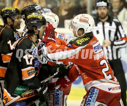 EBEL. Eishockey Bundesliga. EC KAC gegen Moser Medical Graz 99ers. Rauferei Thomas Hundertpfund, (KAC), Manuel Ganahl  (Graz). Klagenfurt, am 1.3.2013.
Foto: Kuess 


---
pressefotos, pressefotografie, kuess, qs, qspictures, sport, bild, bilder, bilddatenbank