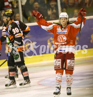 EBEL. Eishockey Bundesliga. EC KAC gegen Moser Medical Graz 99ers. Torjubel Tyler Scofield (KAC). Klagenfurt, am 1.3.2013.
Foto: Kuess 


---
pressefotos, pressefotografie, kuess, qs, qspictures, sport, bild, bilder, bilddatenbank