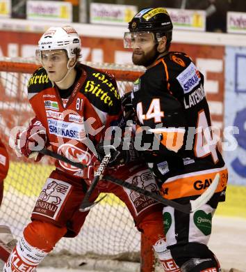 EBEL. Eishockey Bundesliga. EC KAC gegen Moser Medical Graz 99ers.  Maximilian Isopp,  (KAC),  Olivier Latendresse (Graz). Klagenfurt, am 1.3.2013.
Foto: Kuess 


---
pressefotos, pressefotografie, kuess, qs, qspictures, sport, bild, bilder, bilddatenbank