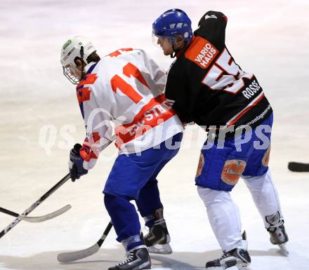 Eishockeycup. Ducks gegen Narren Steindorf. Christian Rossbacher (Ducks), Lukas Peterschitz (Steindorf). Steindorf, 2.3.2013.
Foto: Kuess
---
pressefotos, pressefotografie, kuess, qs, qspictures, sport, bild, bilder, bilddatenbank