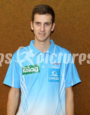 Badminton Bundesliga. ASKOE Kelag Kaernten gegen Pressbaum. Stefan Wrulich(Kaernten). Klagenfurt, 2.3.2013.
Foto: Kuess
---
pressefotos, pressefotografie, kuess, qs, qspictures, sport, bild, bilder, bilddatenbank