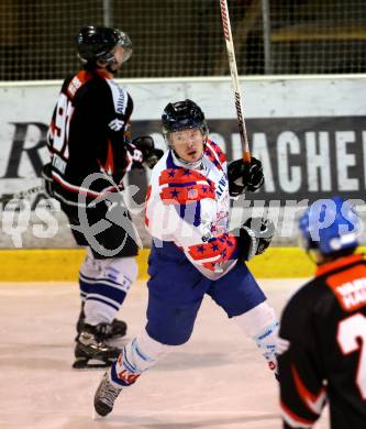 Eishockeycup. Ducks gegen Narren Steindorf. Torjubel Trauntschnig Martin  (Steindorf). Steindorf, 2.3.2013.
Foto: Kuess
---
pressefotos, pressefotografie, kuess, qs, qspictures, sport, bild, bilder, bilddatenbank