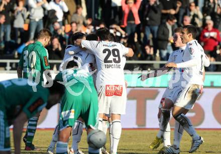 Fussball. Bundesliga. RZ Pellets WAC gegen SK Rapid Wien. Torjubel WAC. Wolfsberg, 3.3.2013.
Foto: Kuess

---
pressefotos, pressefotografie, kuess, qs, qspictures, sport, bild, bilder, bilddatenbank