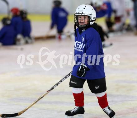 Eishockey Nachwuchs. Learn to play. Klagenfurt, am 3.3.2013.
Foto: Kuess
---
pressefotos, pressefotografie, kuess, qs, qspictures, sport, bild, bilder, bilddatenbank