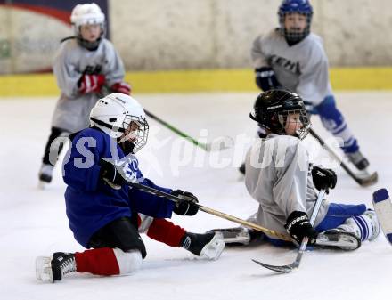 Eishockey Nachwuchs. Learn to play. Klagenfurt, am 3.3.2013.
Foto: Kuess
---
pressefotos, pressefotografie, kuess, qs, qspictures, sport, bild, bilder, bilddatenbank