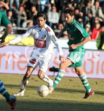 Fussball. Bundesliga. RZ Pellets WAC gegen SK Rapid Wien.  Jacobo,  (WAC), Branko Boskovic  (Rapid). Wolfsberg, 3.3.2013.
Foto: Kuess

---
pressefotos, pressefotografie, kuess, qs, qspictures, sport, bild, bilder, bilddatenbank