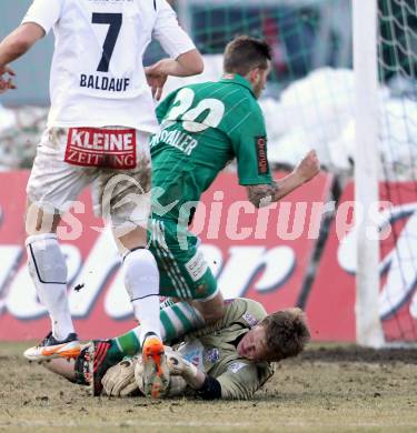 Fussball. Bundesliga. RZ Pellets WAC gegen SK Rapid Wien.  Christian Dobnik,  (WAC), Guido Burgstaller  (Rapid). Wolfsberg, 3.3.2013.
Foto: Kuess

---
pressefotos, pressefotografie, kuess, qs, qspictures, sport, bild, bilder, bilddatenbank