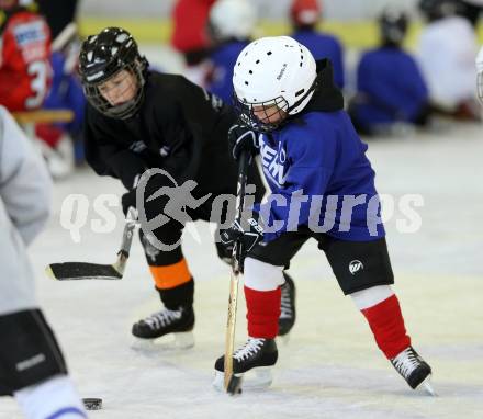 Eishockey Nachwuchs. Learn to play. Klagenfurt, am 3.3.2013.
Foto: Kuess
---
pressefotos, pressefotografie, kuess, qs, qspictures, sport, bild, bilder, bilddatenbank