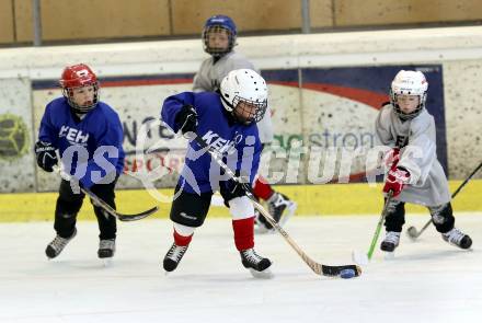 Eishockey Nachwuchs. Learn to play. Klagenfurt, am 3.3.2013.
Foto: Kuess
---
pressefotos, pressefotografie, kuess, qs, qspictures, sport, bild, bilder, bilddatenbank