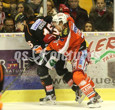 EBEL. Eishockey Bundesliga. KAC gegen Moser Medical Graz 99ers. Jamie Lundmark (KAC), Matthias Iberer (Graz). Klagenfurt, am 5.3.2013.
Foto: Kuess
---
pressefotos, pressefotografie, kuess, qs, qspictures, sport, bild, bilder, bilddatenbank