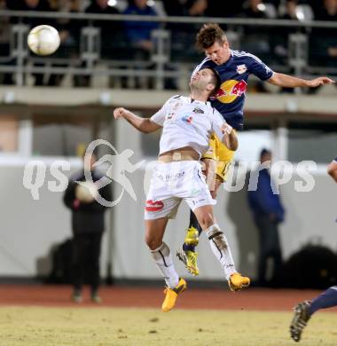 Fussball. Bundesliga. RZ Pellets WAC gegen  FC Red Bull Salzburg.  Ruben Rivera,  (WAC), Franz Schiemer  (Salzburg). Wolfsberg, 6.3.2013.
Foto: Kuess

---
pressefotos, pressefotografie, kuess, qs, qspictures, sport, bild, bilder, bilddatenbank