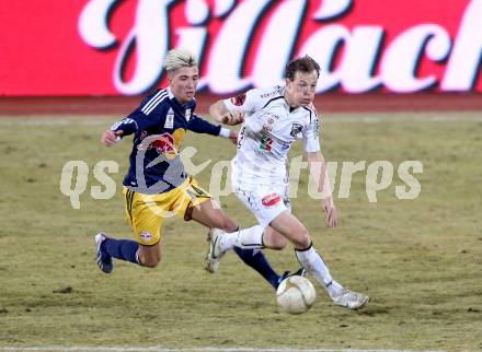 Fussball. Bundesliga. RZ Pellets WAC gegen  FC Red Bull Salzburg.  Mario Kroepfl,  (WAC), Kevin Kampl  (Salzburg). Wolfsberg, 6.3.2013.
Foto: Kuess

---
pressefotos, pressefotografie, kuess, qs, qspictures, sport, bild, bilder, bilddatenbank