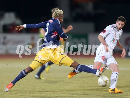 Fussball. Bundesliga. RZ Pellets WAC gegen  FC Red Bull Salzburg.  Ruben Rivera,   (WAC), Isaac Vorsah (Salzburg). Wolfsberg, 6.3.2013.
Foto: Kuess

---
pressefotos, pressefotografie, kuess, qs, qspictures, sport, bild, bilder, bilddatenbank