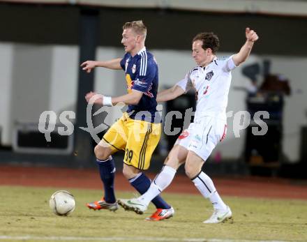 Fussball. Bundesliga. RZ Pellets WAC gegen  FC Red Bull Salzburg.  Mario Kroepfl,  (WAC), Georg Teigl  (Salzburg). Wolfsberg, 6.3.2013.
Foto: Kuess

---
pressefotos, pressefotografie, kuess, qs, qspictures, sport, bild, bilder, bilddatenbank