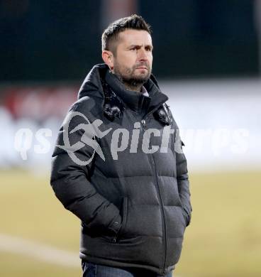 Fussball. Bundesliga. RZ Pellets WAC gegen  FC Red Bull Salzburg.  Trainer Nenad Bjelica  (WAC). Wolfsberg, 6.3.2013.
Foto: Kuess

---
pressefotos, pressefotografie, kuess, qs, qspictures, sport, bild, bilder, bilddatenbank