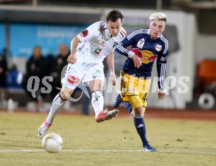 Fussball. Bundesliga. RZ Pellets WAC gegen  FC Red Bull Salzburg.  Michael Liendl,  (WAC), Kevin Kampl  (Salzburg). Wolfsberg, 6.3.2013.
Foto: Kuess

---
pressefotos, pressefotografie, kuess, qs, qspictures, sport, bild, bilder, bilddatenbank