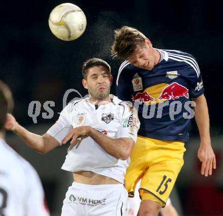 Fussball. Bundesliga. RZ Pellets WAC gegen  FC Red Bull Salzburg.  Ruben Rivera,   (WAC), Franz Schiemer (Salzburg). Wolfsberg, 6.3.2013.
Foto: Kuess

---
pressefotos, pressefotografie, kuess, qs, qspictures, sport, bild, bilder, bilddatenbank