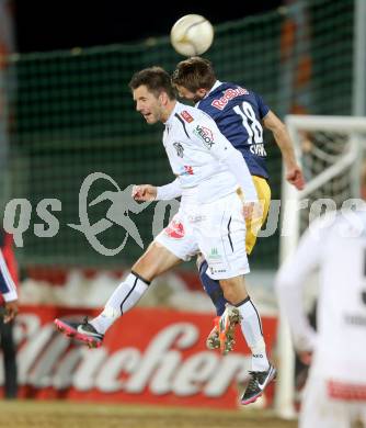 Fussball. Bundesliga. RZ Pellets WAC gegen  FC Red Bull Salzburg. Sandro Zakany,   (WAC),  Dusan Svento  (Salzburg). Wolfsberg, 6.3.2013.
Foto: Kuess

---
pressefotos, pressefotografie, kuess, qs, qspictures, sport, bild, bilder, bilddatenbank