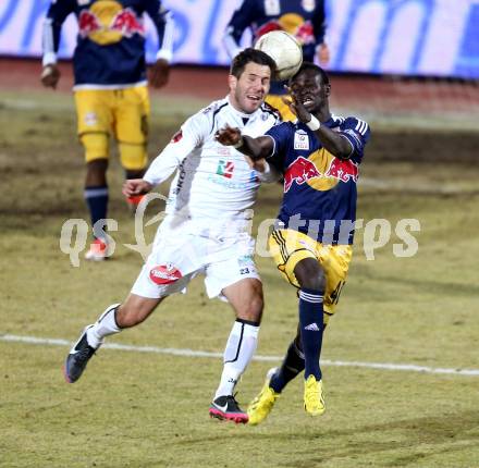 Fussball. Bundesliga. RZ Pellets WAC gegen  FC Red Bull Salzburg.  Sandro Zakany,   (WAC), Sadio Mane (Salzburg). Wolfsberg, 6.3.2013.
Foto: Kuess

---
pressefotos, pressefotografie, kuess, qs, qspictures, sport, bild, bilder, bilddatenbank