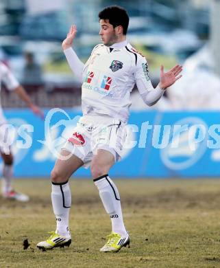 Fussball. Bundesliga. RZ Pellets WAC gegen SK Rapid Wien. Roland Putsche (WAC). Wolfsberg, 3.3.2013.
Foto: Kuess

---
pressefotos, pressefotografie, kuess, qs, qspictures, sport, bild, bilder, bilddatenbank