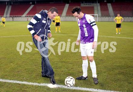 Fussball Regionalliga. SK Austria Klagenfurt gegen Allerheiligen. Ankick durch Christian Troger, Matthias Dollinger. Klagenfurt, 12.3.2013
Foto: Kuess

---
pressefotos, pressefotografie, kuess, qs, qspictures, sport, bild, bilder, bilddatenbank