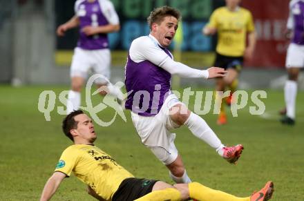 Fussball Regionalliga. SK Austria Klagenfurt gegen Allerheiligen. Grega Triplat,  (Klagenfurt), Georg grasser (Allerheiligen). Klagenfurt, 12.3.2013
Foto: Kuess

---
pressefotos, pressefotografie, kuess, qs, qspictures, sport, bild, bilder, bilddatenbank