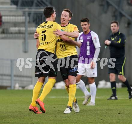 Fussball Regionalliga. SK Austria Klagenfurt gegen Allerheiligen. Torjubel Georg Grasser, Bernhard Fauland (Allerheiligen). Klagenfurt, 12.3.2013
Foto: Kuess

---
pressefotos, pressefotografie, kuess, qs, qspictures, sport, bild, bilder, bilddatenbank