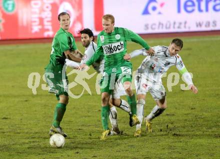 Fussball. Bundesliga. RZ Pellets WAC gegen SV Mattersburg.  Michele Polverino, Michael Sollbauer,  (WAC),  Ingo KLemen (Mattersburg). Wolfsberg, 13.3.2013.
Foto: Kuess

---
pressefotos, pressefotografie, kuess, qs, qspictures, sport, bild, bilder, bilddatenbank