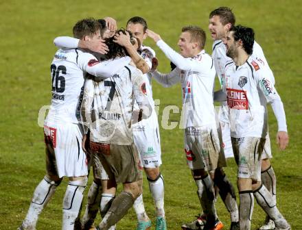 Fussball. Bundesliga. RZ Pellets WAC gegen SV Mattersburg. Jubel WAC. Wolfsberg, 13.3.2013.
Foto: Kuess

---
pressefotos, pressefotografie, kuess, qs, qspictures, sport, bild, bilder, bilddatenbank