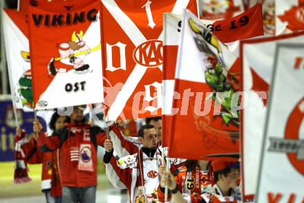 EBEL. Eishockey Bundesliga. EC KAC gegen EHC Liwest Black Wings Linz.  Fans, Fahnen (KAC). Klagenfurt, am 15.3.2013.
Foto: Kuess 


---
pressefotos, pressefotografie, kuess, qs, qspictures, sport, bild, bilder, bilddatenbank