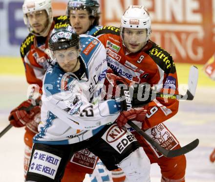 EBEL. Eishockey Bundesliga. EC KAC gegen EHC Liwest Black Wings Linz.  Tyler Spurgeon,  (KAC), Philipp Lukas (Linz). Klagenfurt, am 15.3.2013.
Foto: Kuess 


---
pressefotos, pressefotografie, kuess, qs, qspictures, sport, bild, bilder, bilddatenbank