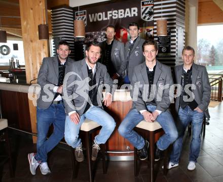 Fussball Bundesliga. RZ Pellets WAC. Neueinkleidung mit Trachtenjacken. Dario Baldauf, Solano, Ruben Rivera, Sandro Zakany, Christian Falk, Manuel Kerhe. Wolfsberg, 15.3.2013.
Foto: Kuess
---
pressefotos, pressefotografie, kuess, qs, qspictures, sport, bild, bilder, bilddatenbank