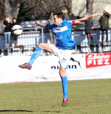 Fussball. Regionalliga Mitte. VSV gegen SAK. Kirisits Michael (VSV), (SAK). Villach, 16.3.2013.
Foto: Kuess
---
pressefotos, pressefotografie, kuess, qs, qspictures, sport, bild, bilder, bilddatenbank